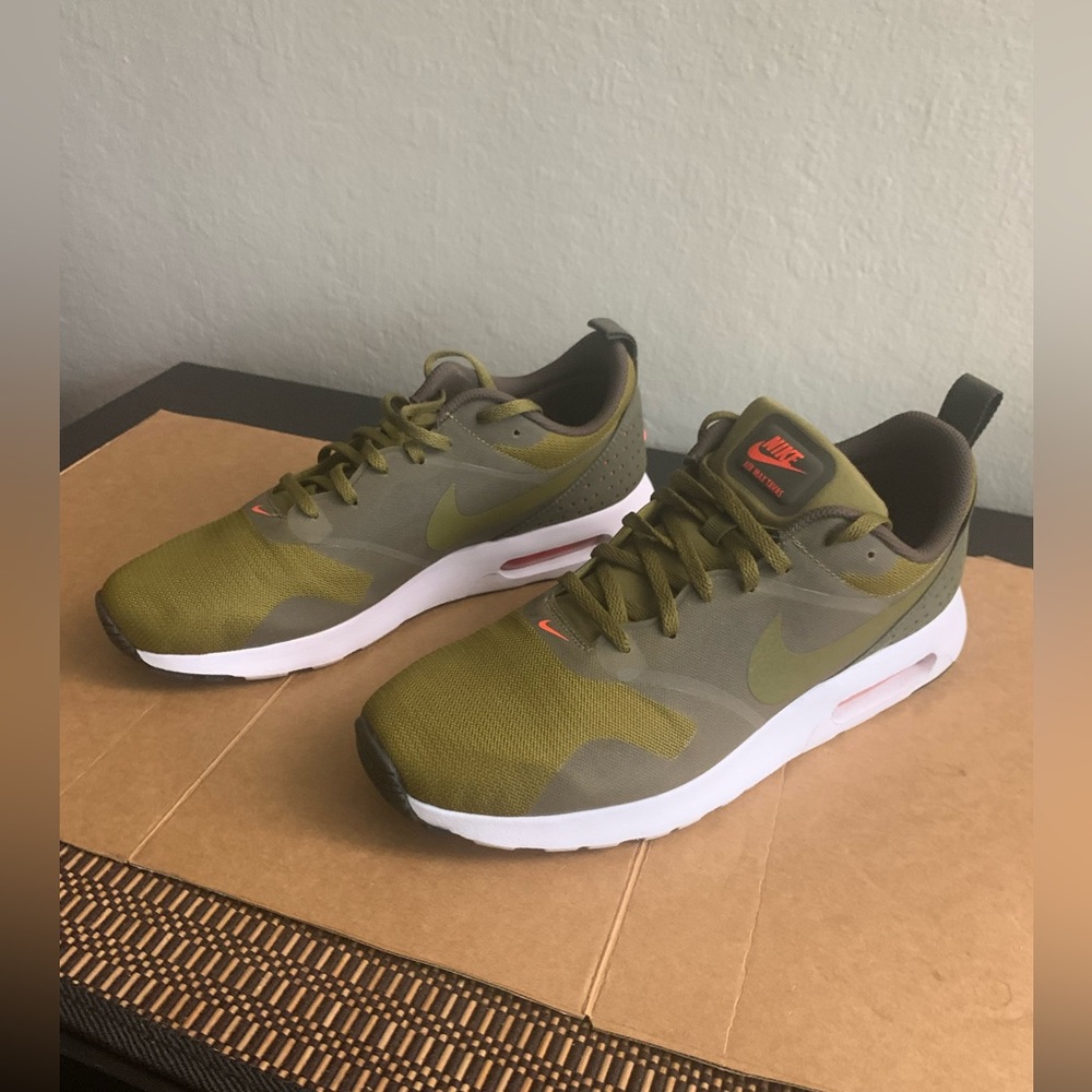 Nike AirMax Tavas
